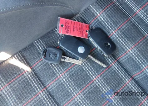 2007 Volkswagen Gti 4-Door из США, поврежденный, VIN WVWHV71K87W229210